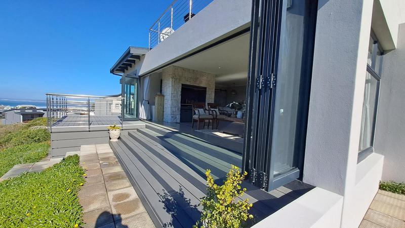 2 Bedroom Property for Sale in Stilbaai East Western Cape